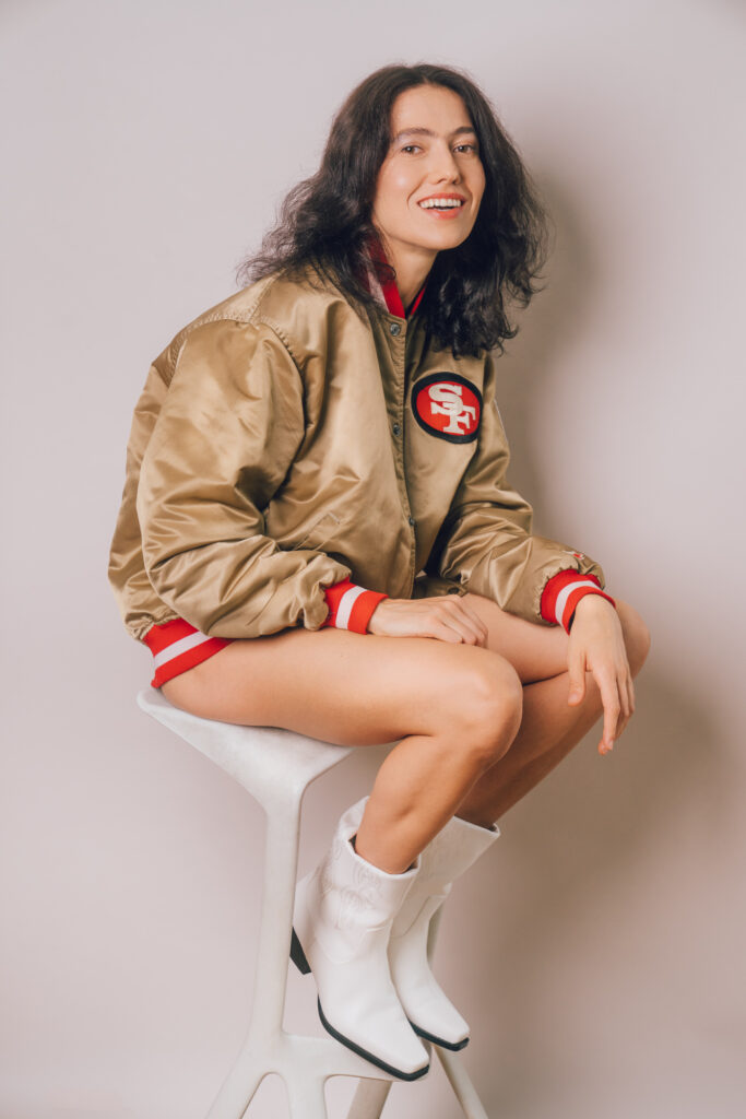 MiA MiU photographed by Angelina Vernetti